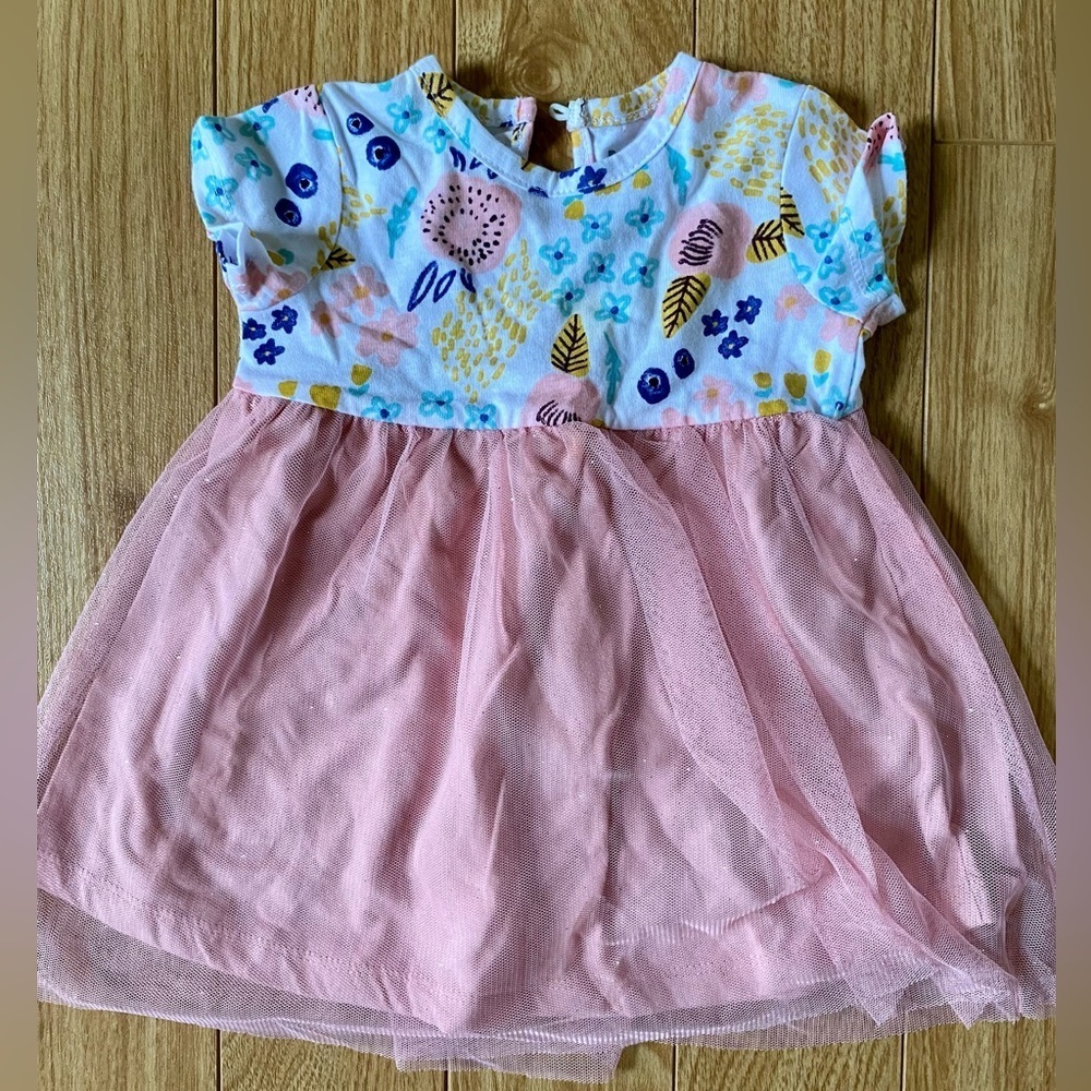 🌟4/$16🌟EUC baby dress size  3-6m
